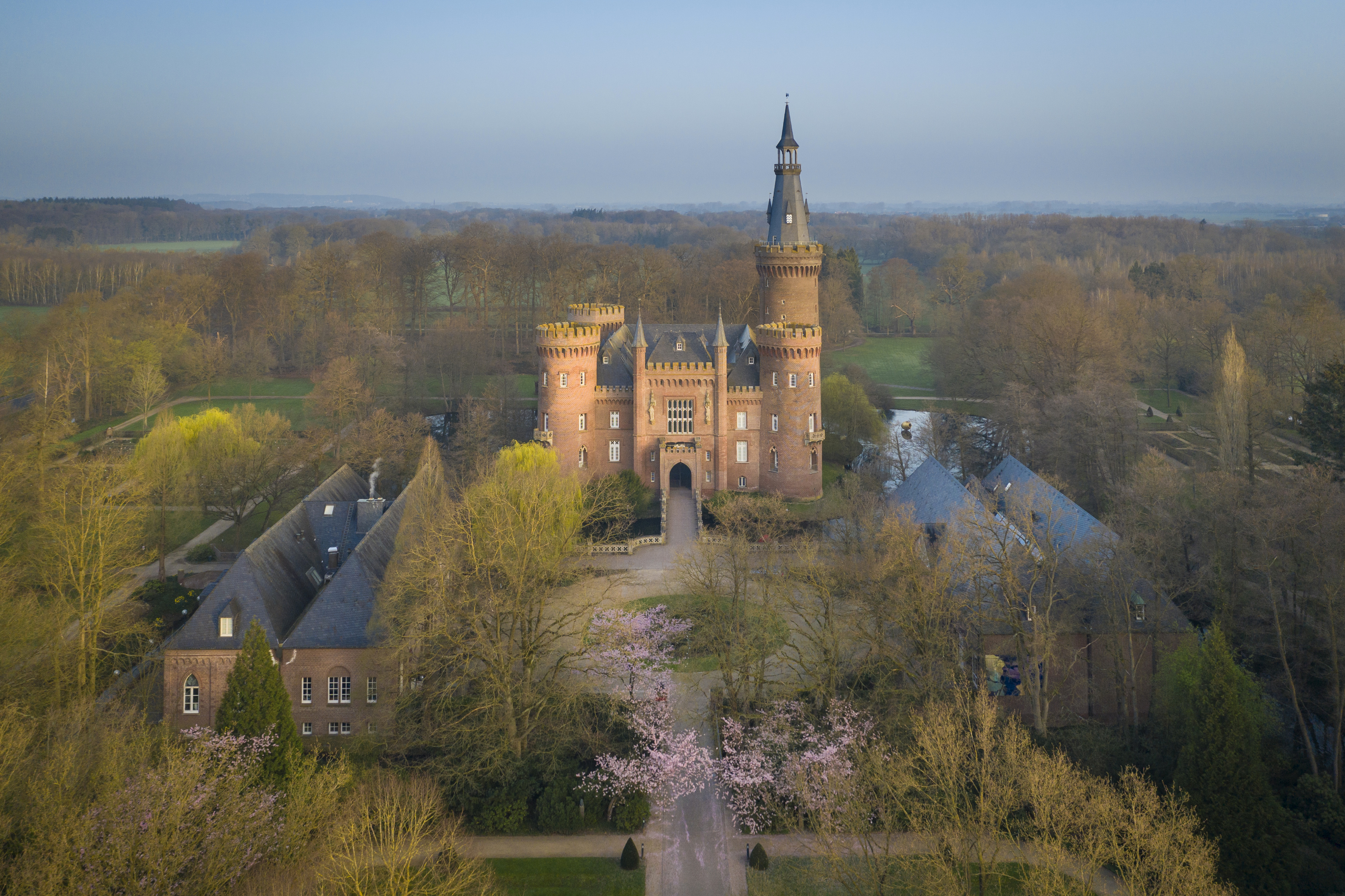 Moyland 100