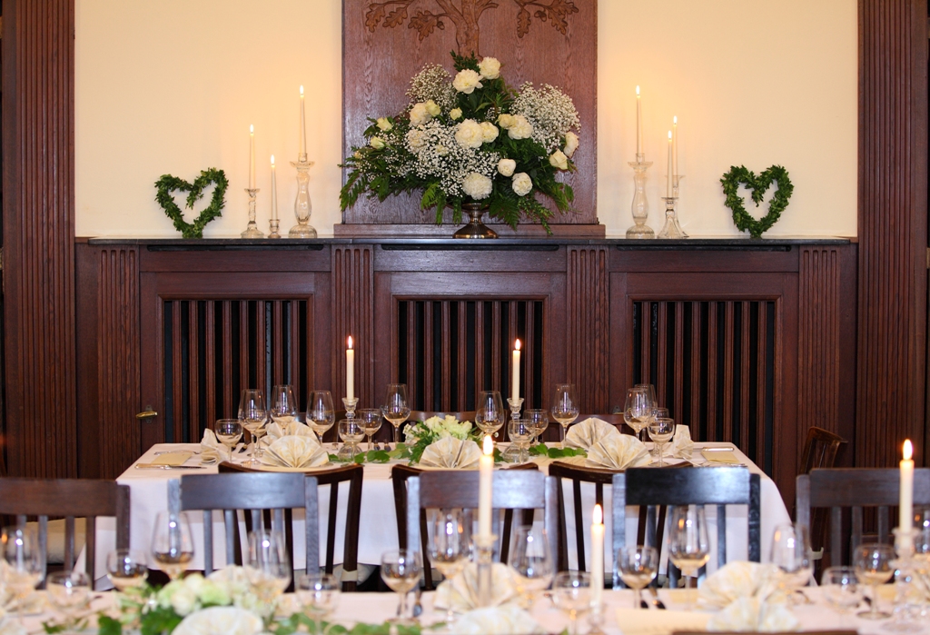 Katharina Bernhard 61