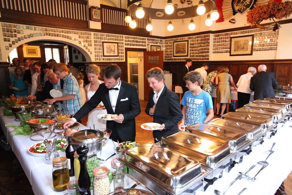 Katharina Bernhard 67