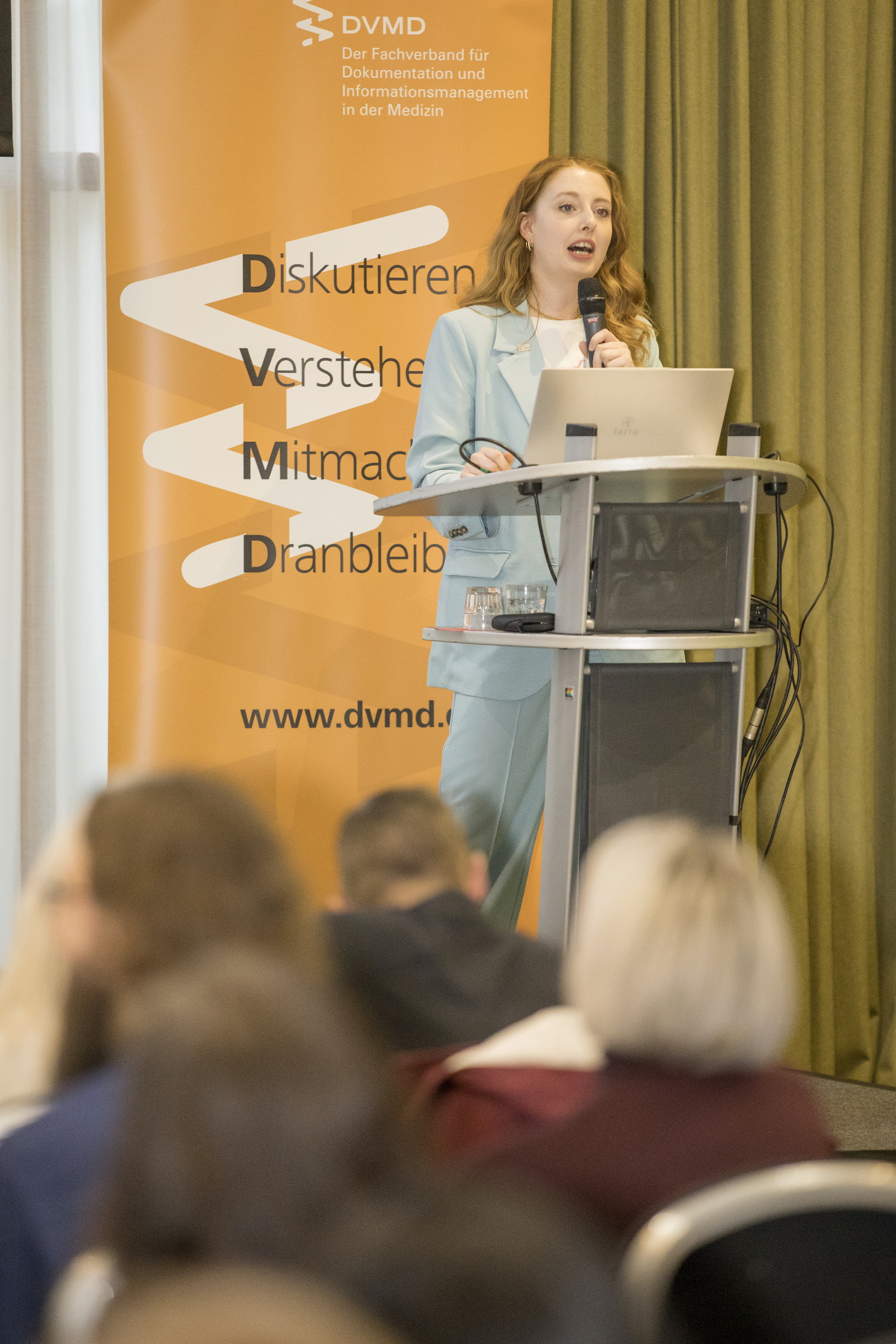 DVMD 190